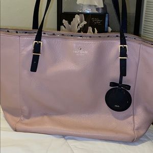 Kate Spade- Tote/ Shoulder bag with Zipper